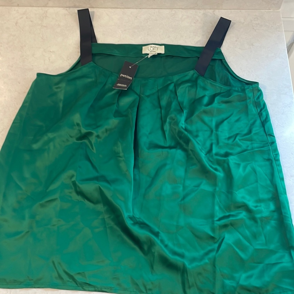 Loft blouse like green silky tank top with black straps